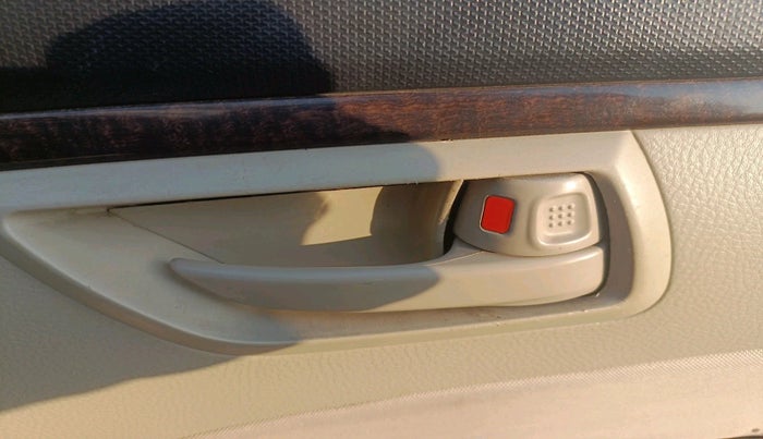 2015 Maruti Swift Dzire LXI, Petrol, Manual, 79,951 km, interior