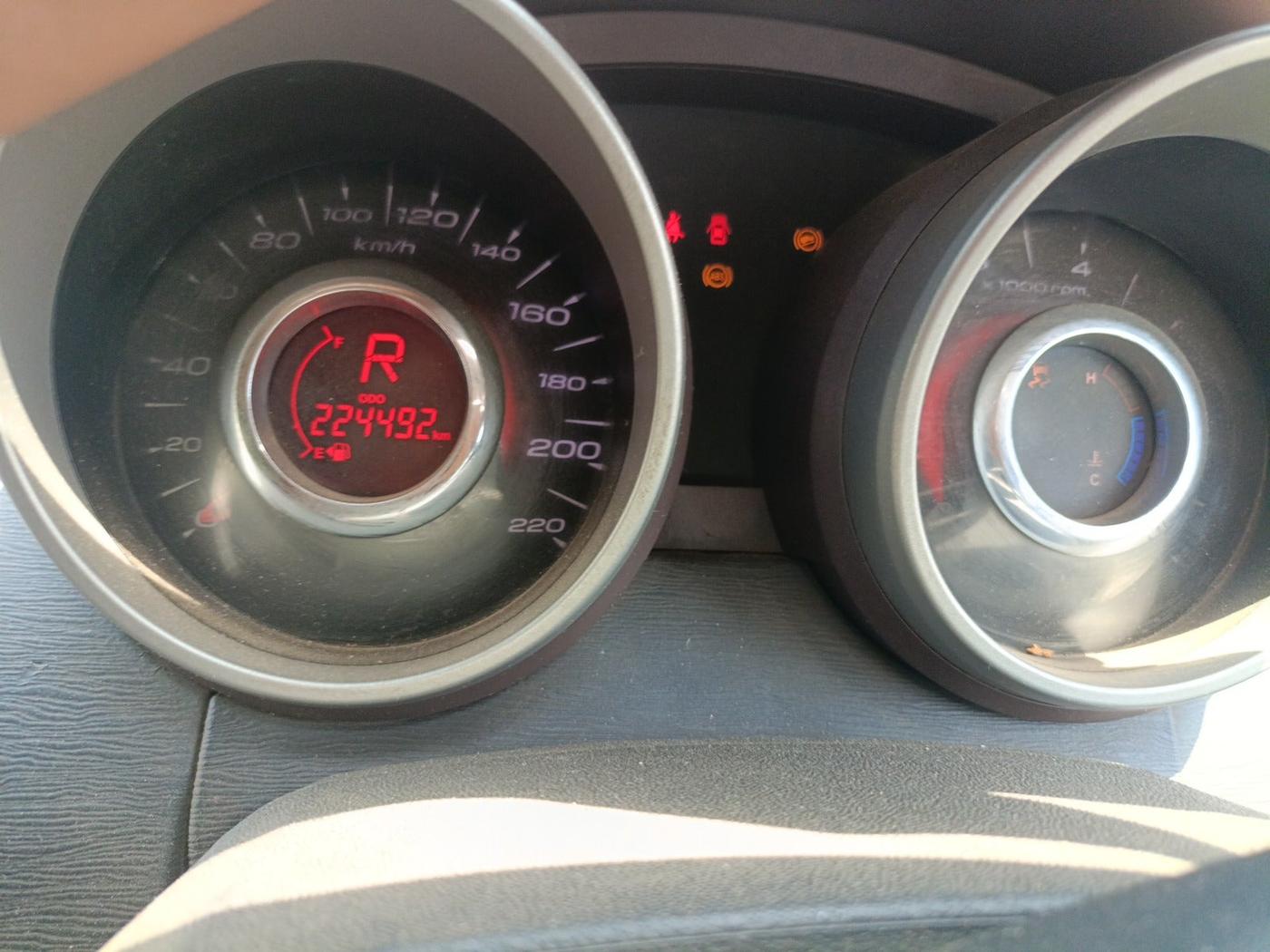 2012 Mahindra XUV500 W8, Diesel, Manual, 2,24,492 km, interior