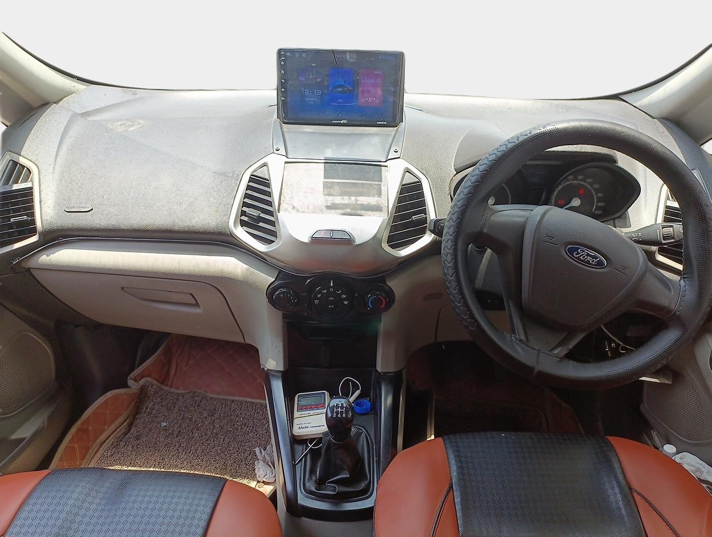 2014 Ford Ecosport AMBIENTE 1.5L DIESEL, Diesel, Manual, 1,54,000 km, interior
