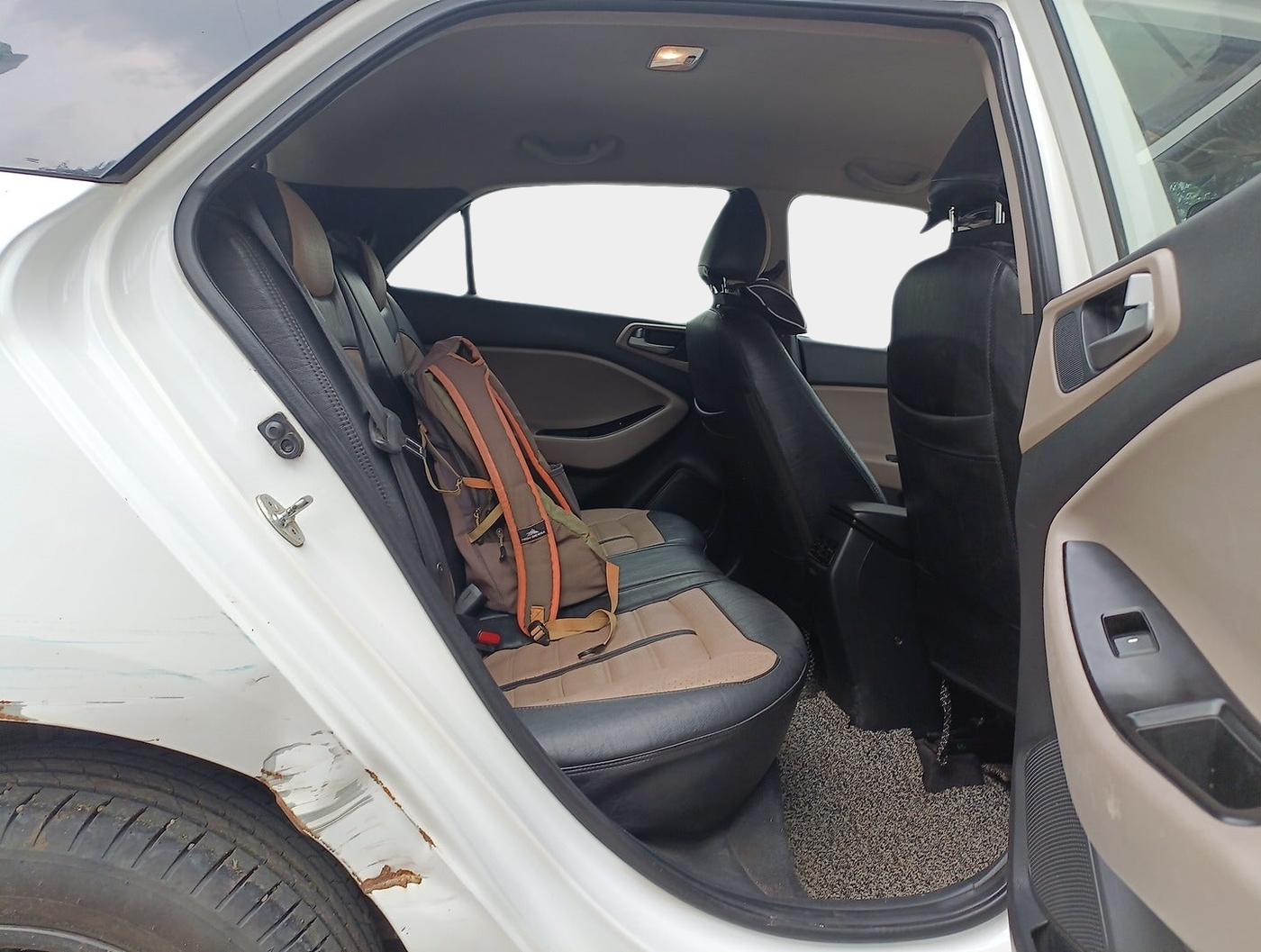 2018 Hyundai Elite i20 ASTA 1.2, Petrol, Manual, 51,458 km, interior