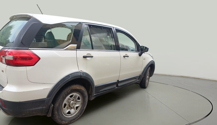 2017 Tata Hexa XE 4X2 7 STR, Diesel, Manual, 1,77,598 km, exterior
