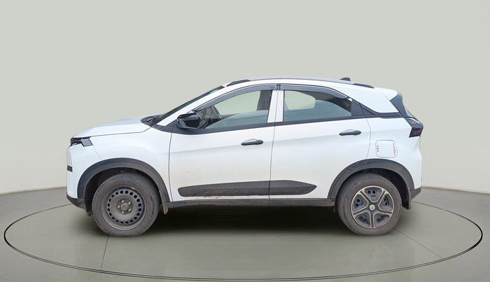 2024 Tata NEXON Smart Plus S 1.2 iCNG, Petrol, Manual, 13,500 km, exterior