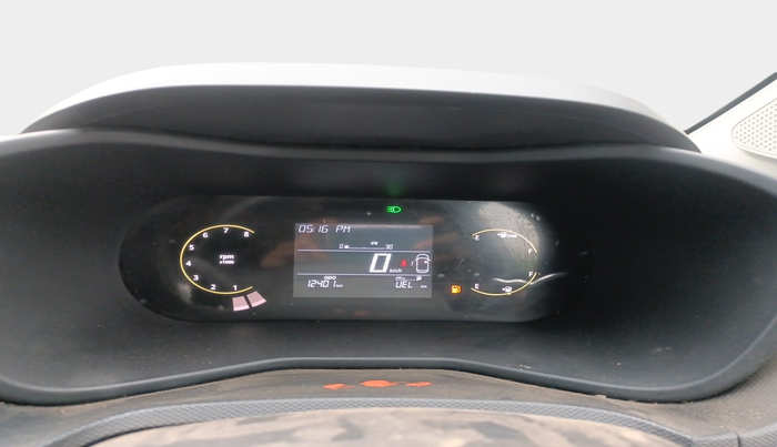 2024 Tata NEXON Smart Plus S 1.2 iCNG, Petrol, Manual, 13,500 km, interior