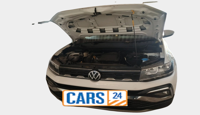 2023 Volkswagen TAIGUN HIGHLINE 1.0 TSI MT, Petrol, Manual, 6,175 km, exterior