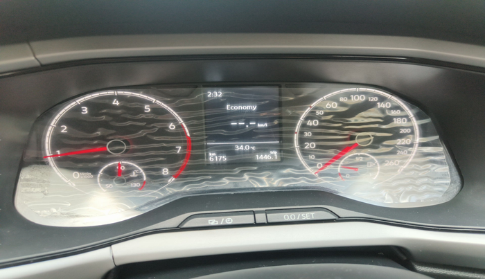 2023 Volkswagen TAIGUN HIGHLINE 1.0 TSI MT, Petrol, Manual, 6,175 km, interior