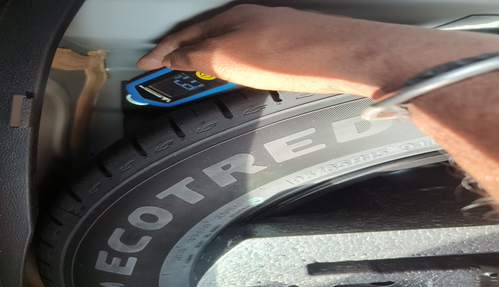 2023 Volkswagen TAIGUN HIGHLINE 1.0 TSI MT, Petrol, Manual, 6,175 km, tyre