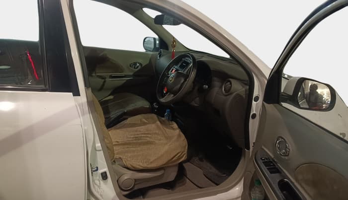 2014 Nissan Micra XV CVT, Petrol, Automatic, 82,759 km, interior
