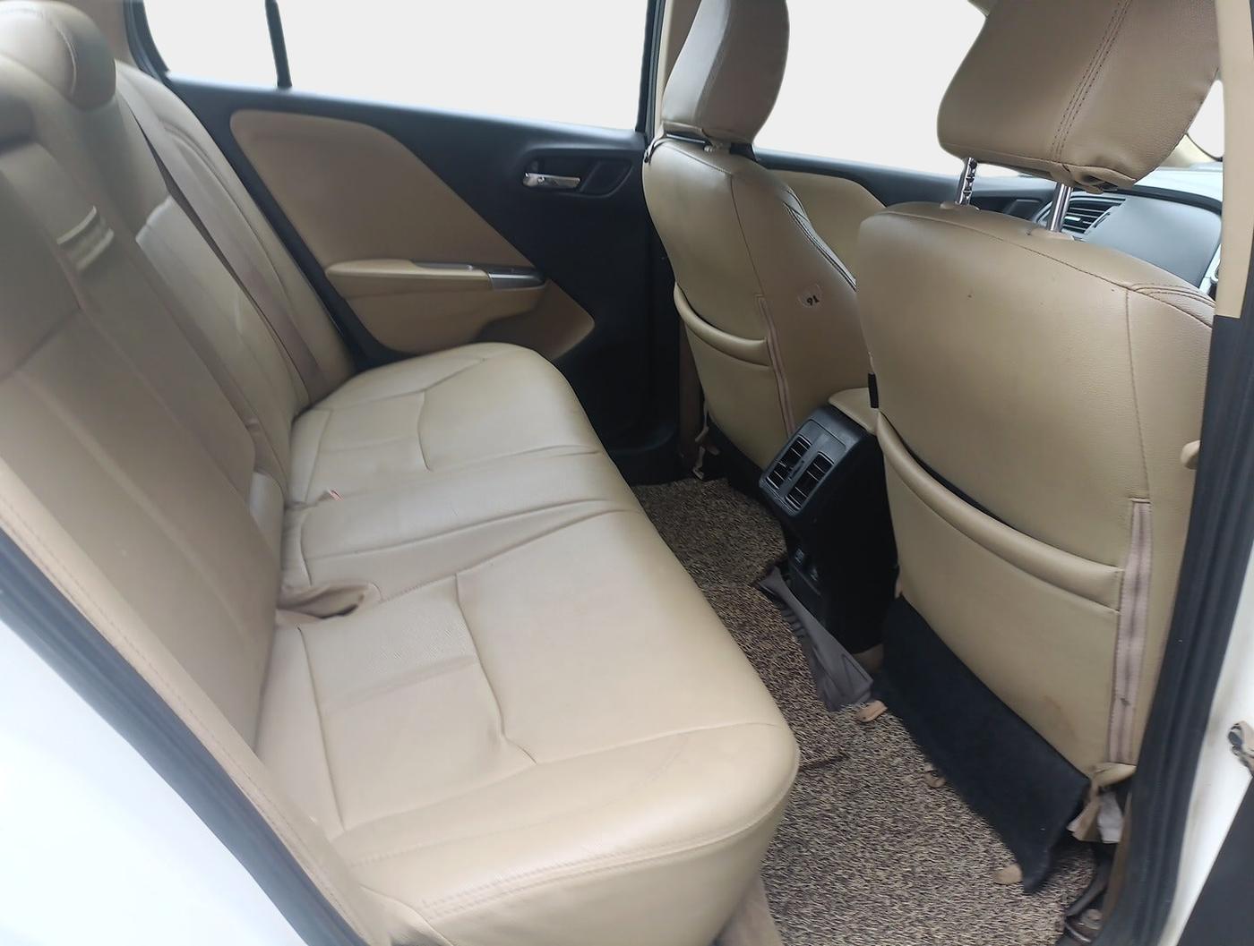 2014 Honda City 1.5L I-DTEC VX, Diesel, Manual, 84,000 km, interior