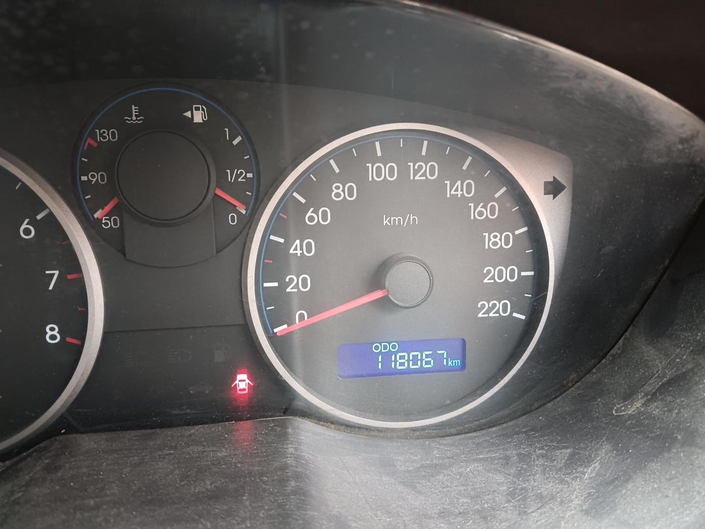 2010 Hyundai i20 MAGNA 1.2, Petrol, Manual, 1,18,067 km, interior
