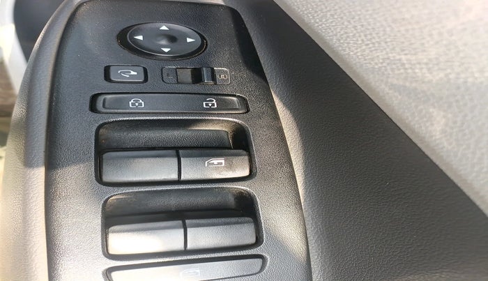 2020 Hyundai GRAND I10 NIOS ASTA 1.2 KAPPA VTVT, Petrol, Manual, 49,966 km, interior