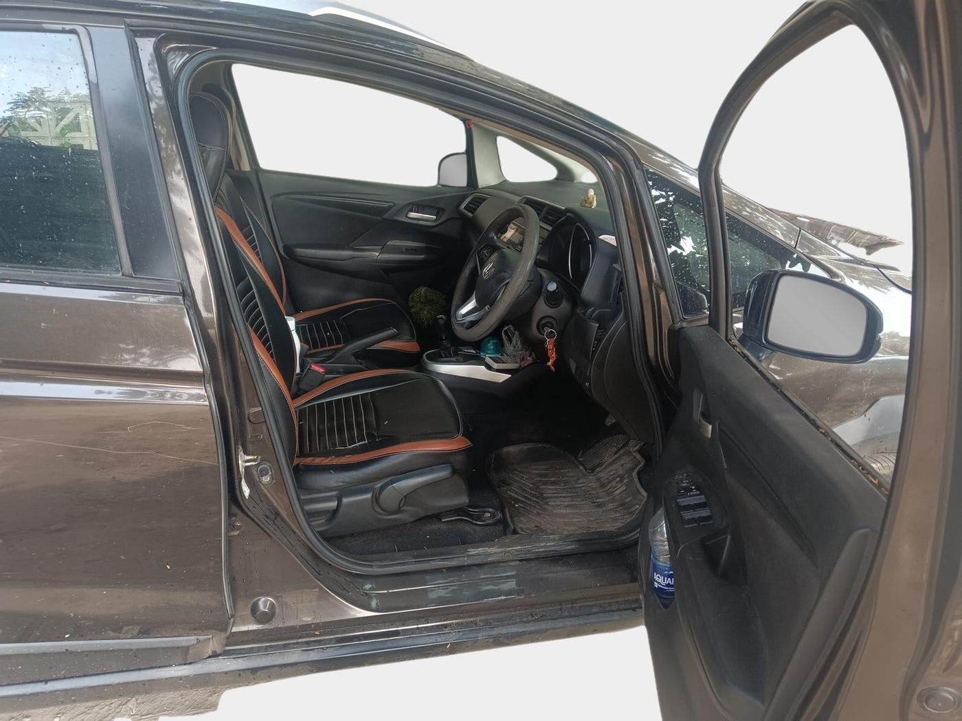 2017 Honda WR-V 1.2L I-VTEC S MT, Petrol, Manual, 1,03,150 km, interior