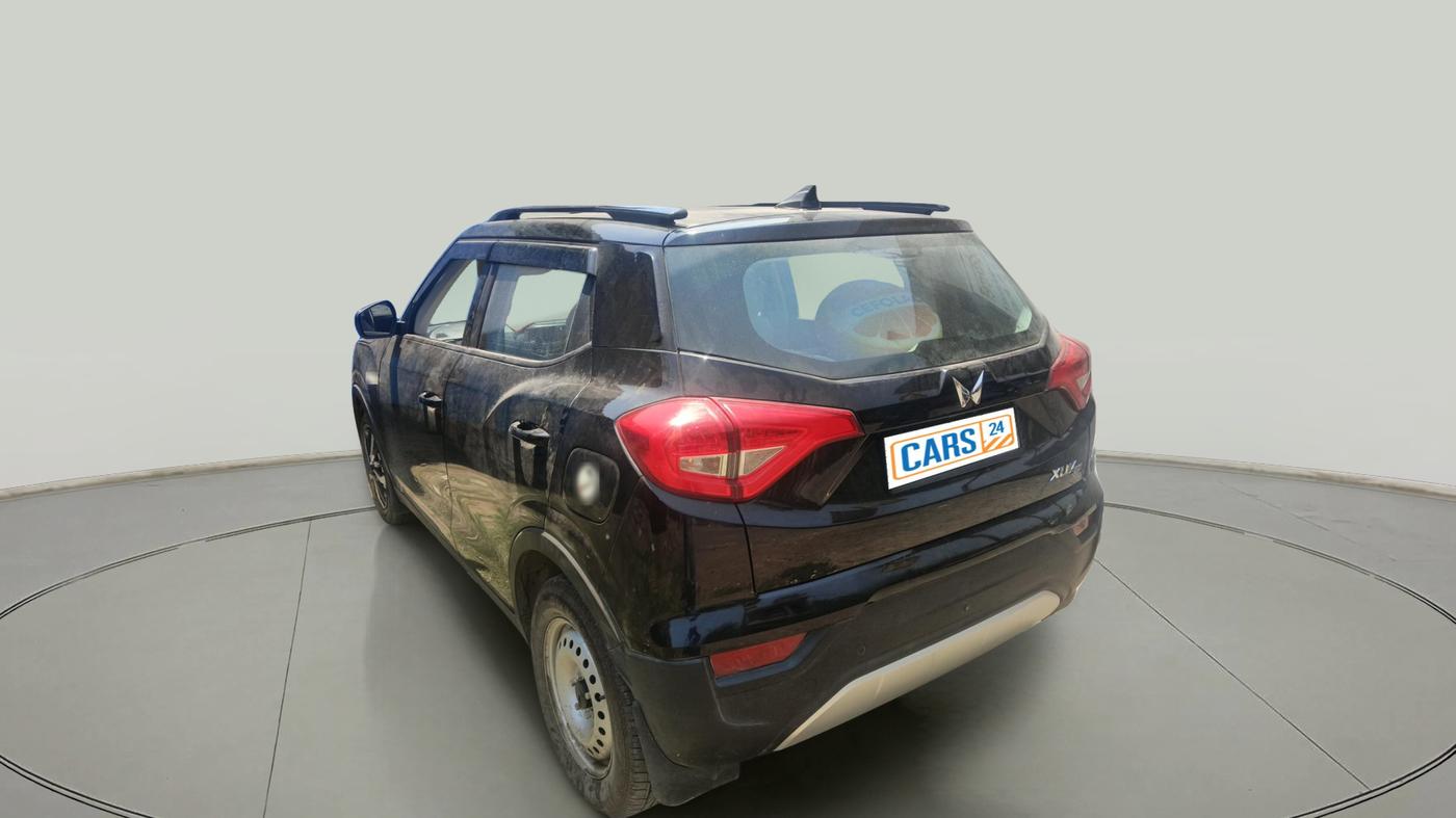 2023 Mahindra XUV300 W4 1.5 DIESEL, Diesel, Manual, 19,910 km, exterior