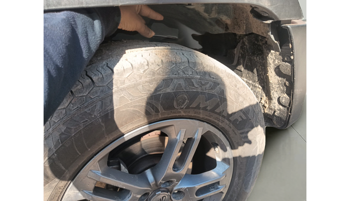 2021 Mahindra Thar LX D AT 4WD HT, Diesel, Automatic, 76,593 km, tyre