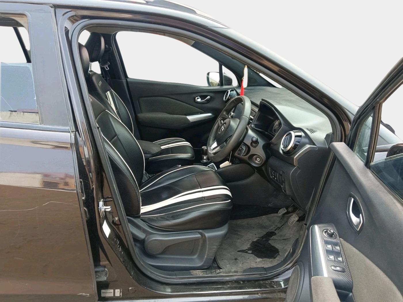 2022 Nissan Kicks XV 1.5, Petrol, Manual, 65,671 km, interior