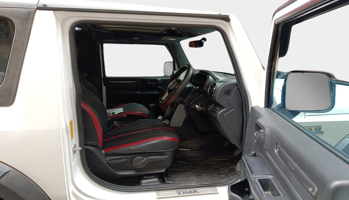 2023 Mahindra Thar LX D HT 2WD MT, Diesel, Manual, 29,172 km, interior