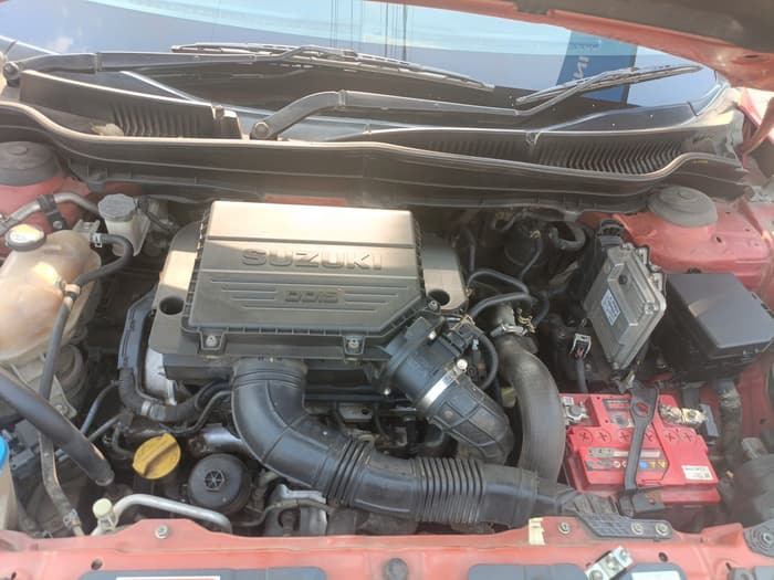 2018 Maruti Vitara Brezza ZDI PLUS AT DUAL TONE, Diesel, Automatic, 95,737 km, exterior