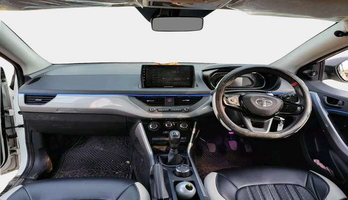 2023 Tata NEXON XM SUNROOF PETROL, Petrol, Manual, 6,501 km, interior