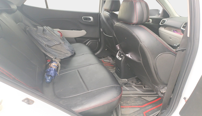 2023 Hyundai VENUE SX 1.5 CRDI, Diesel, Manual, 29,685 km, interior