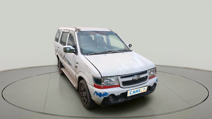 2014 Chevrolet Tavera Neo3 LT 2.5 10 STR, Diesel, Manual, 3,63,175 km, exterior