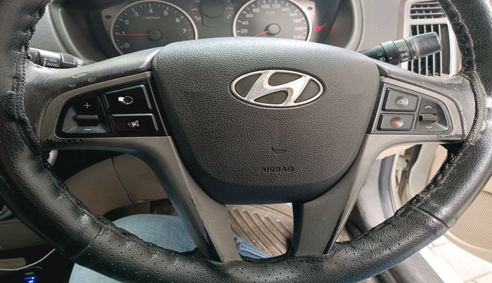 2013 Hyundai i20 SPORTZ 1.2, Petrol, Manual, 99,889 km, interior