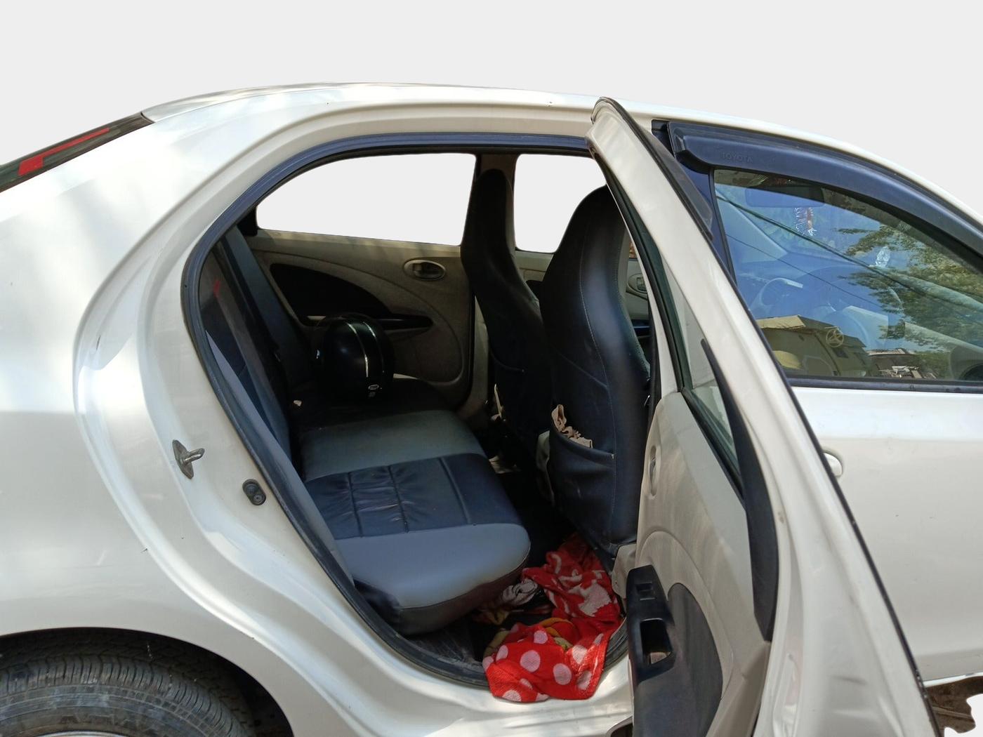 2013 Toyota Etios GD, Diesel, Manual, 39,759 km, interior