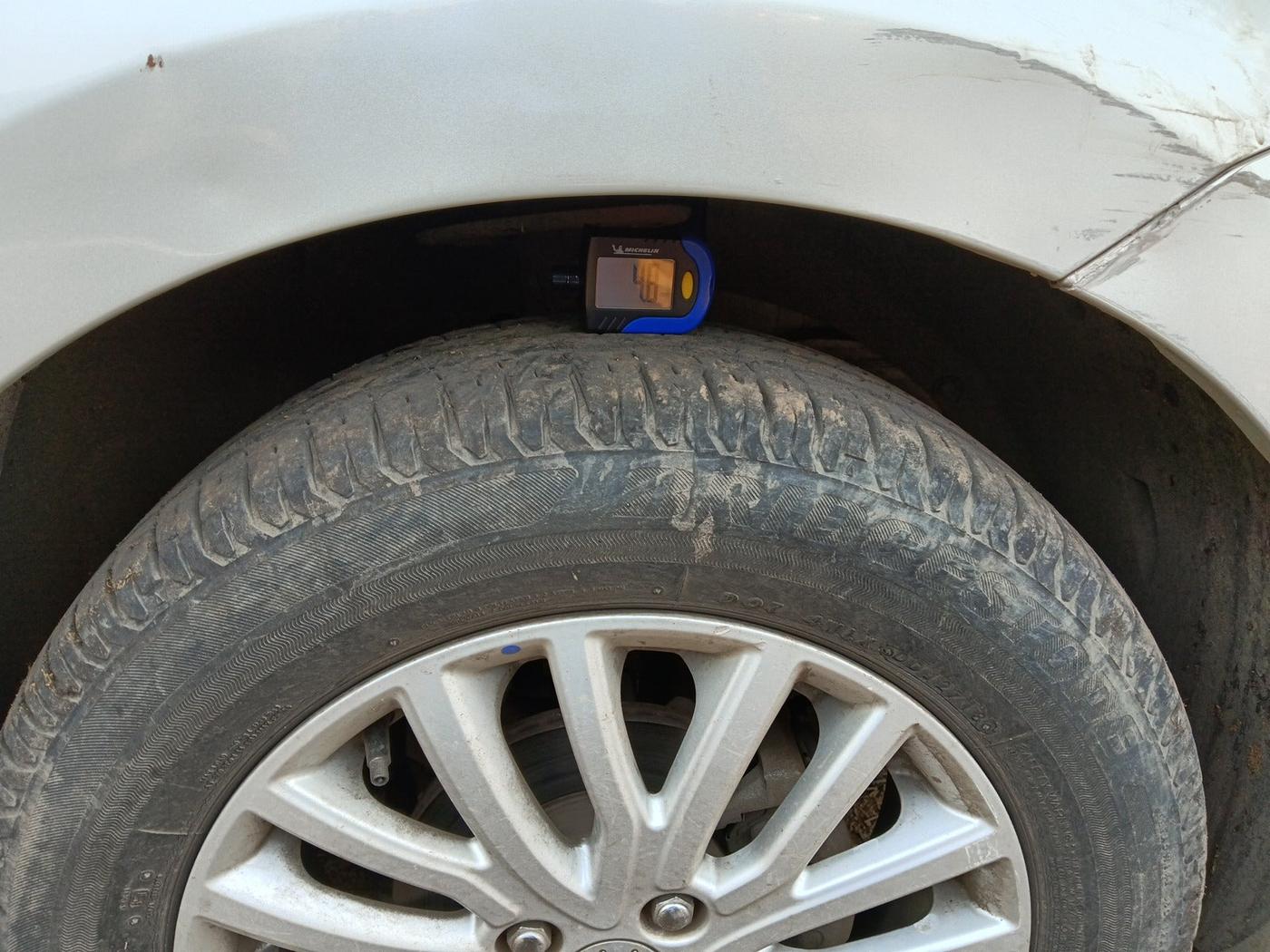 2018 Maruti Dzire ZXI AMT, Petrol, Automatic, 31,951 km, tyre