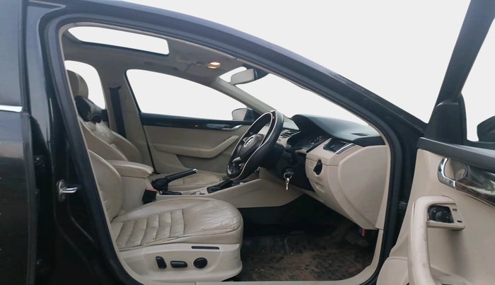 2015 Skoda Octavia ELEGANCE 2.0 TDI AT, Diesel, Automatic, 65,188 km, interior