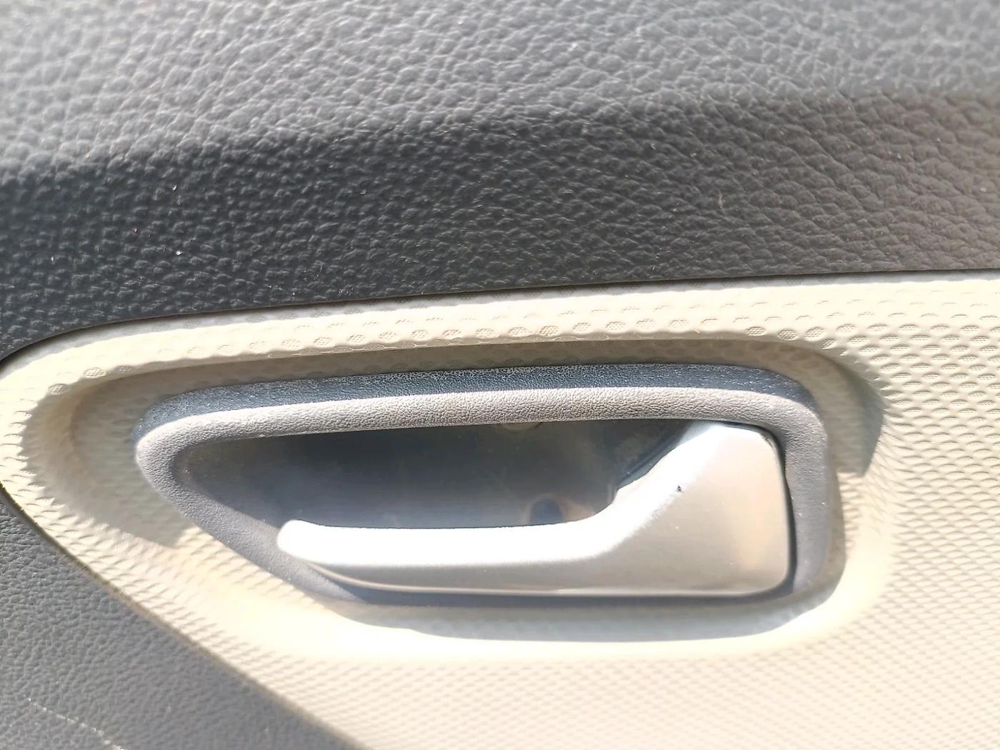 2016 Maruti Alto K10 VXI, Petrol, Manual, 1,02,030 km, interior