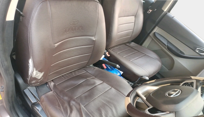 2016 Tata Tiago XZ PETROL, Petrol, Manual, 69,993 km, interior