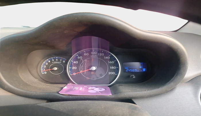 2011 Hyundai i10 MAGNA 1.2, Petrol, Manual, 24,569 km, interior