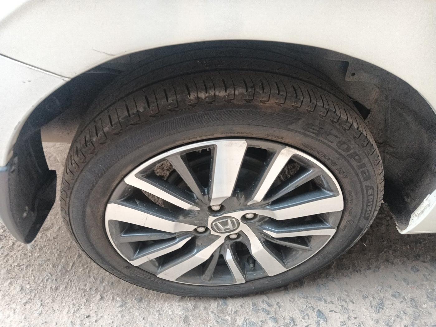 2021 Honda City 1.5L I-VTEC ZX, Petrol, Manual, 46,718 km, tyre