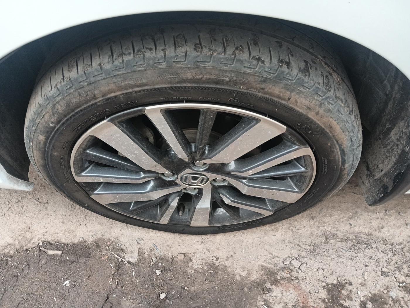 2021 Honda City 1.5L I-VTEC ZX, Petrol, Manual, 46,718 km, tyre