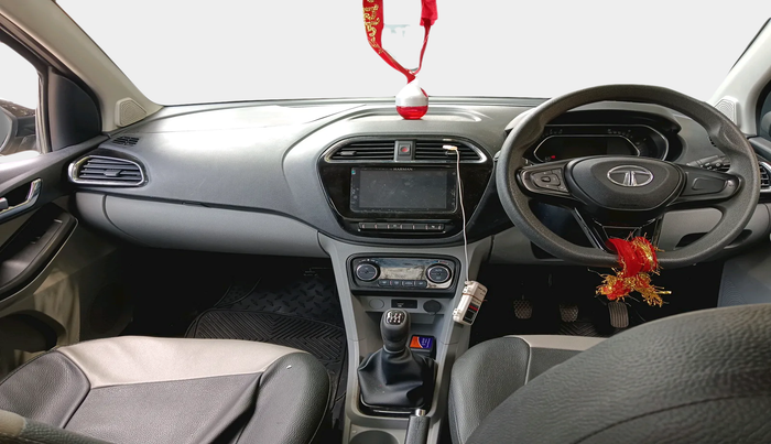 2021 Tata Tiago XZ PLUS PETROL, Petrol, Manual, 17,890 km, interior