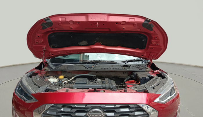 2021 Nissan MAGNITE XV PREMIUM DUAL TONE, Petrol, Manual, 24,669 km, exterior
