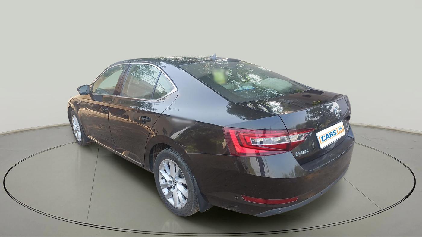 2018 Skoda Superb L&K 1.8 TSI AT, Petrol, Automatic, 80,697 km, exterior