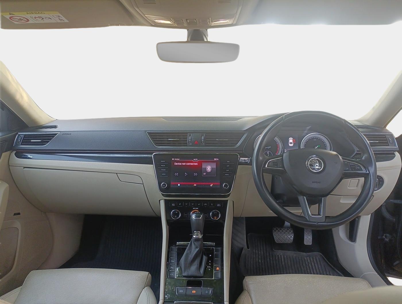 2018 Skoda Superb L&K 1.8 TSI AT, Petrol, Automatic, 80,697 km, interior