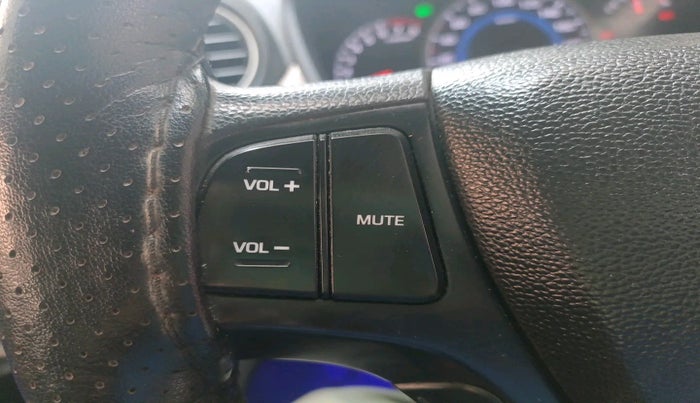 2015 Hyundai Grand i10 SPORTZ 1.2 KAPPA VTVT, Petrol, Manual, 2,39,799 km, interior