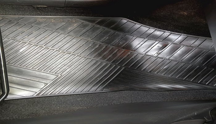 2020 Maruti Baleno ZETA PETROL 1.2, Petrol, Manual, 30,324 km, interior