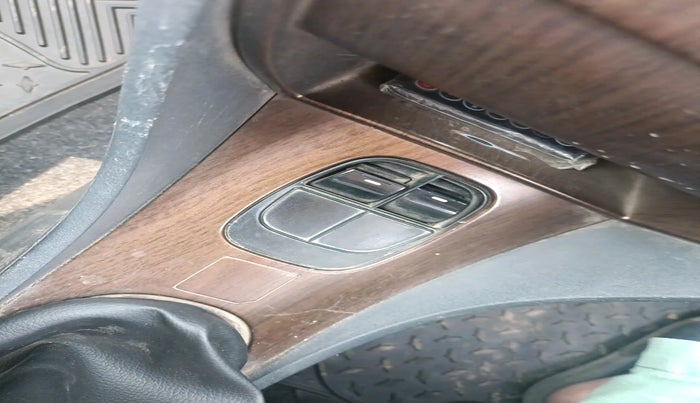 2011 Tata Indica EV2 LX, Diesel, Manual, 1,44,837 km, interior