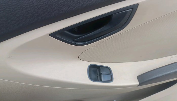 2014 Hyundai Eon ERA +, Petrol, Manual, 30,281 km, interior