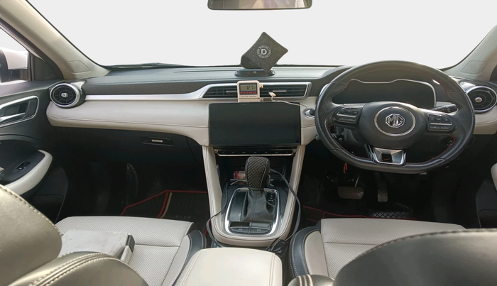 2022 MG ASTOR SHARP 1.5 CVT, Petrol, Automatic, 44,982 km, interior