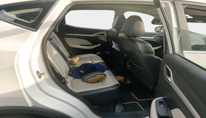 2022 MG ASTOR SHARP 1.5 CVT, Petrol, Automatic, 44,982 km, interior