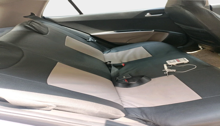 2016 Hyundai Grand i10 SPORTZ 1.2 KAPPA VTVT, Petrol, Manual, 535 km, interior