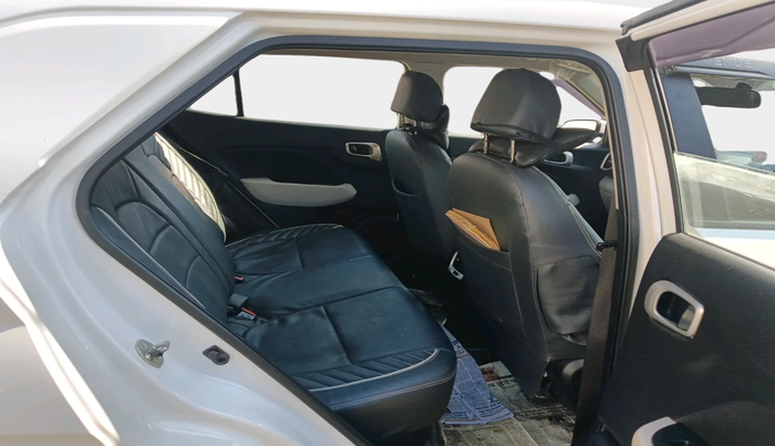 2023 Hyundai VENUE S PLUS 1.5 CRDI, Diesel, Manual, 75,457 km, interior