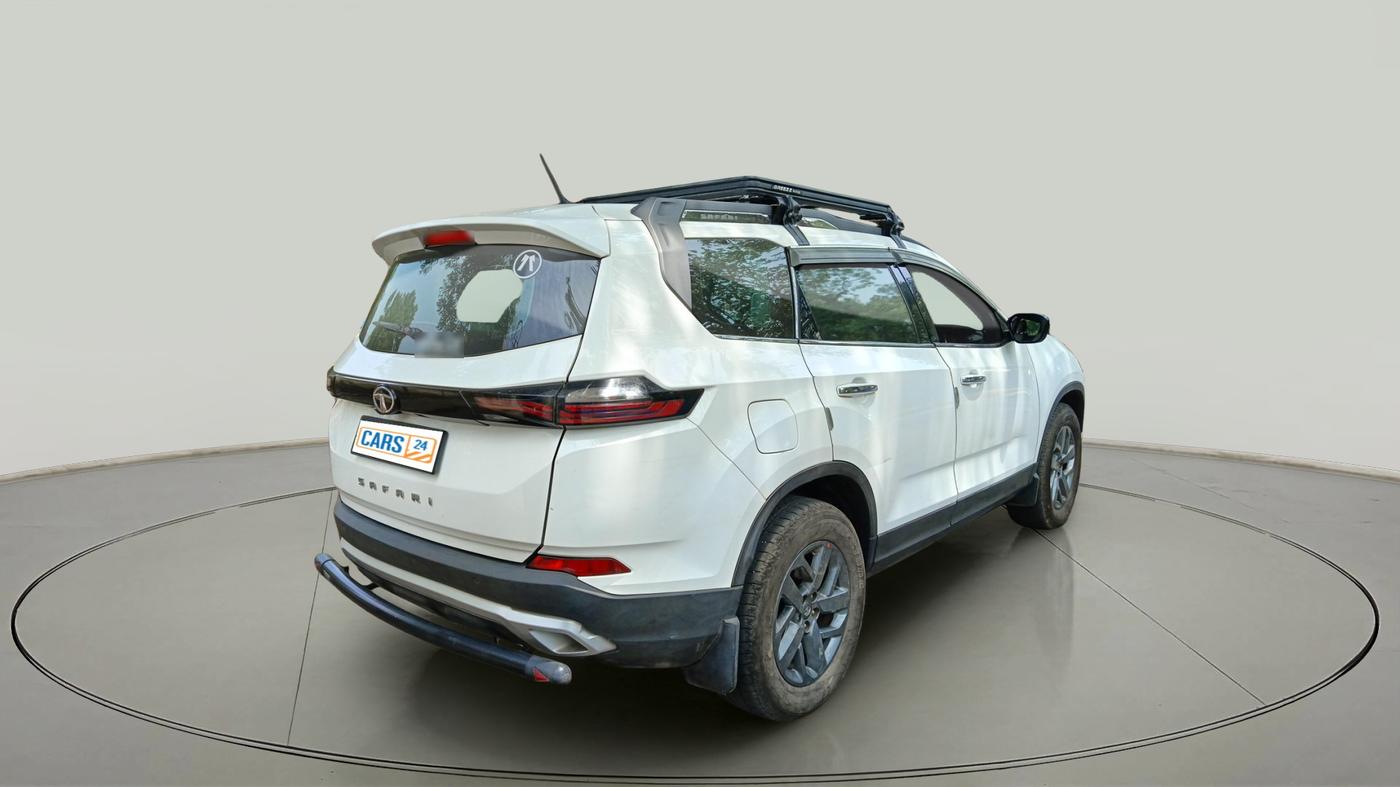 2022 Tata Safari XT PLUS, Diesel, Manual, 1,05,164 km, exterior