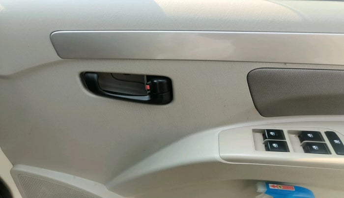 2017 Mahindra Scorpio S10, Diesel, Manual, 36,450 km, interior