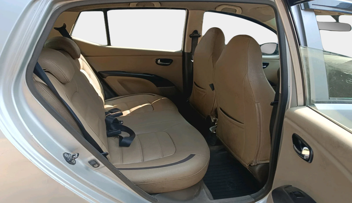 2010 Hyundai i10 SPORTZ 1.2, Petrol, Manual, 62,365 km, interior