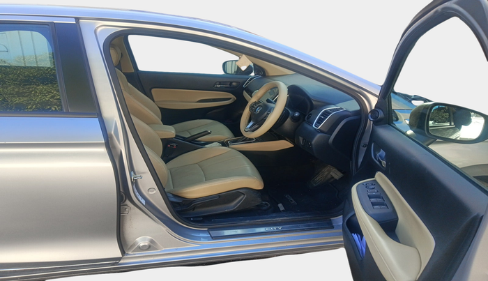 2024 Honda City 1.5L I-VTEC ZX CVT, Petrol, Automatic, 4,853 km, interior