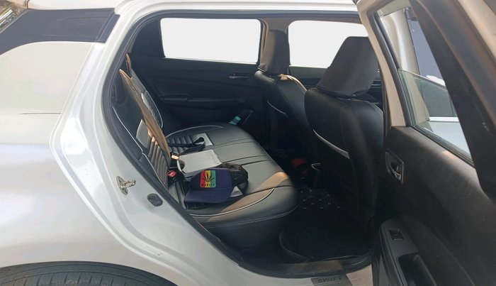 2019 Maruti Swift VXI, Petrol, Manual, 1,16,986 km, interior