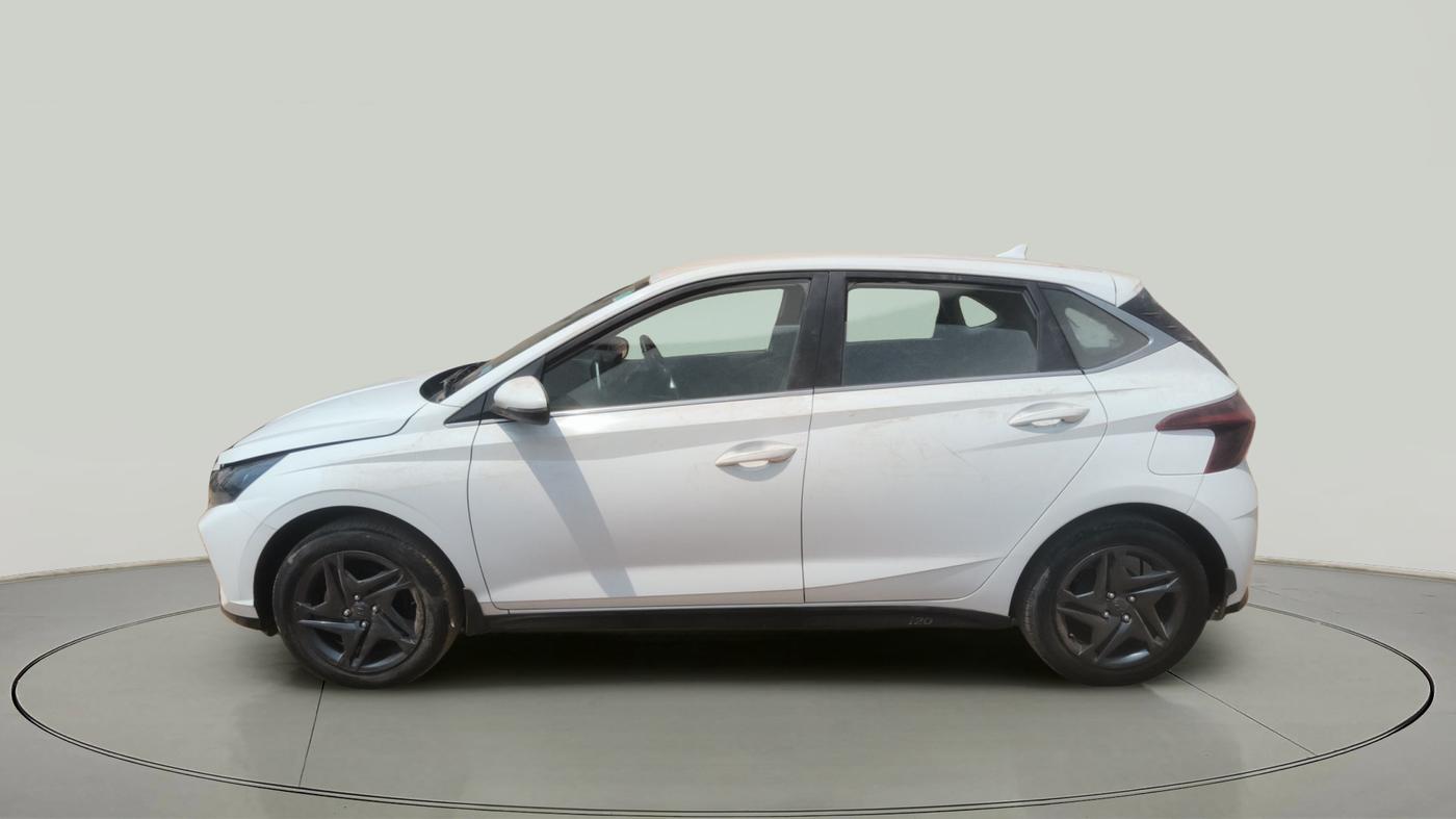 2022 Hyundai NEW I20 SPORTZ 1.2 MT, Petrol, Manual, 40,944 km, exterior